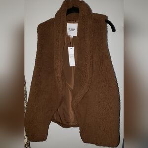 Womens Vest NWT size large